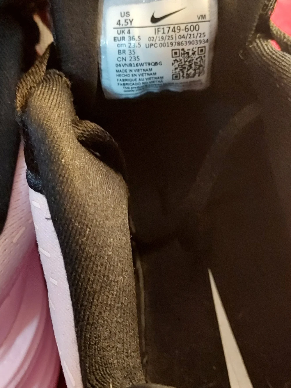 Nike Kids Black and White Sneakers